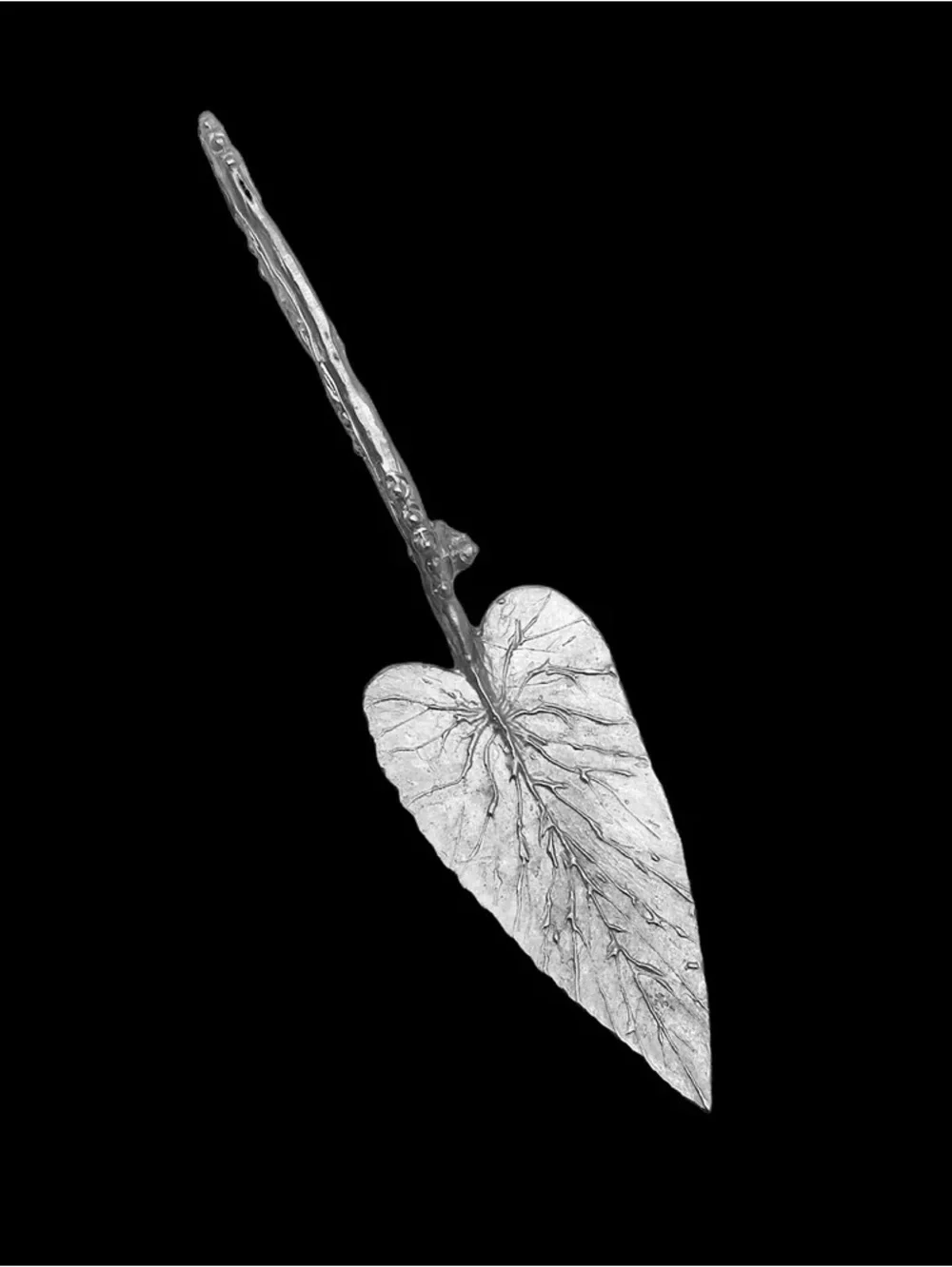 Don Drumm Small Leaf Cake Server in Pewter